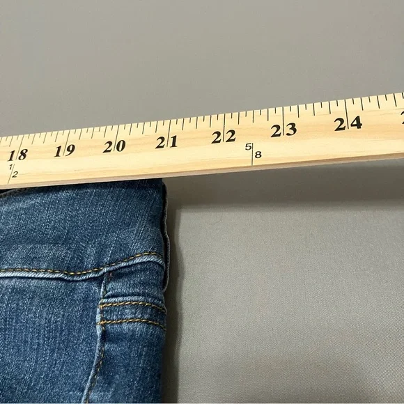 Torrid First at Fit Women's Blue Jegging Crop Jeans, Size 24 - Picture 11 of 12